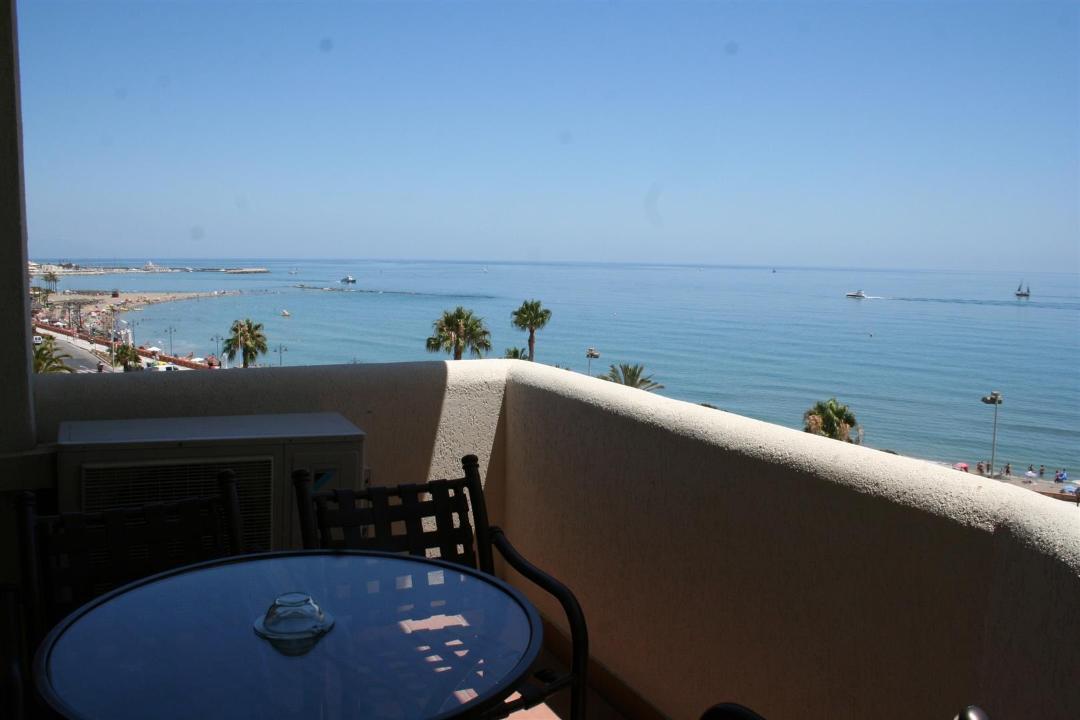 Benalbeach Sea Front Benalmadena Exterior photo